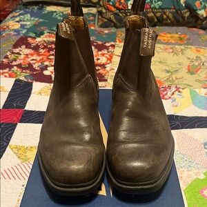 Brown Leather Women’s Blundstone Boots - Size 9 Women’s/Men’s 7